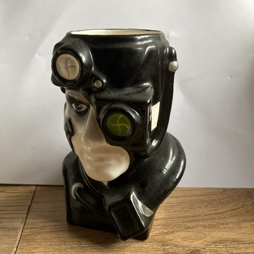 Star trek borg collectible - borg,
