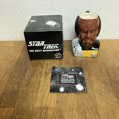 Star trek lieutenant worf - trek,